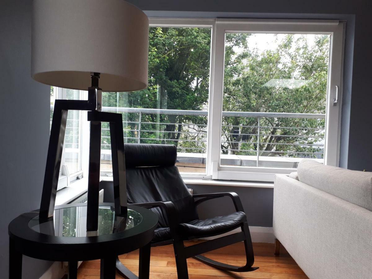 Luxurious Penthouse Apartment 1 , City Centre Килкени Екстериор снимка